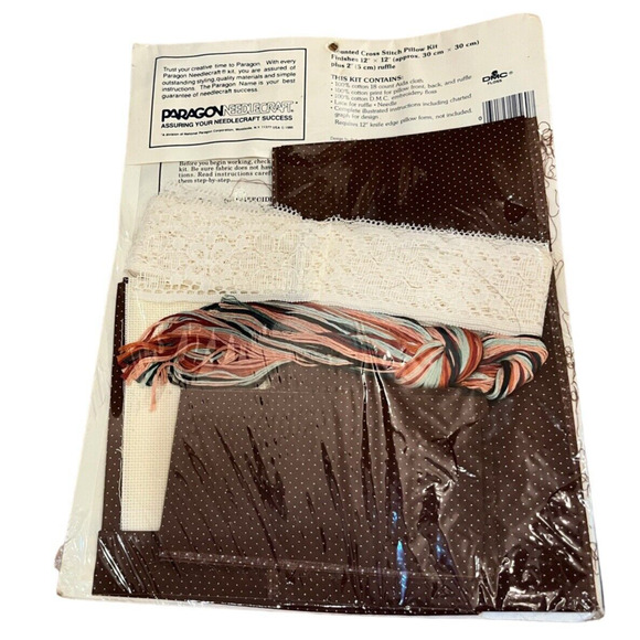 Counted Cross Stitch Pillow Kit Vintage Paragon "Heartland" #2560 12x12" + - Picture 2 of 3